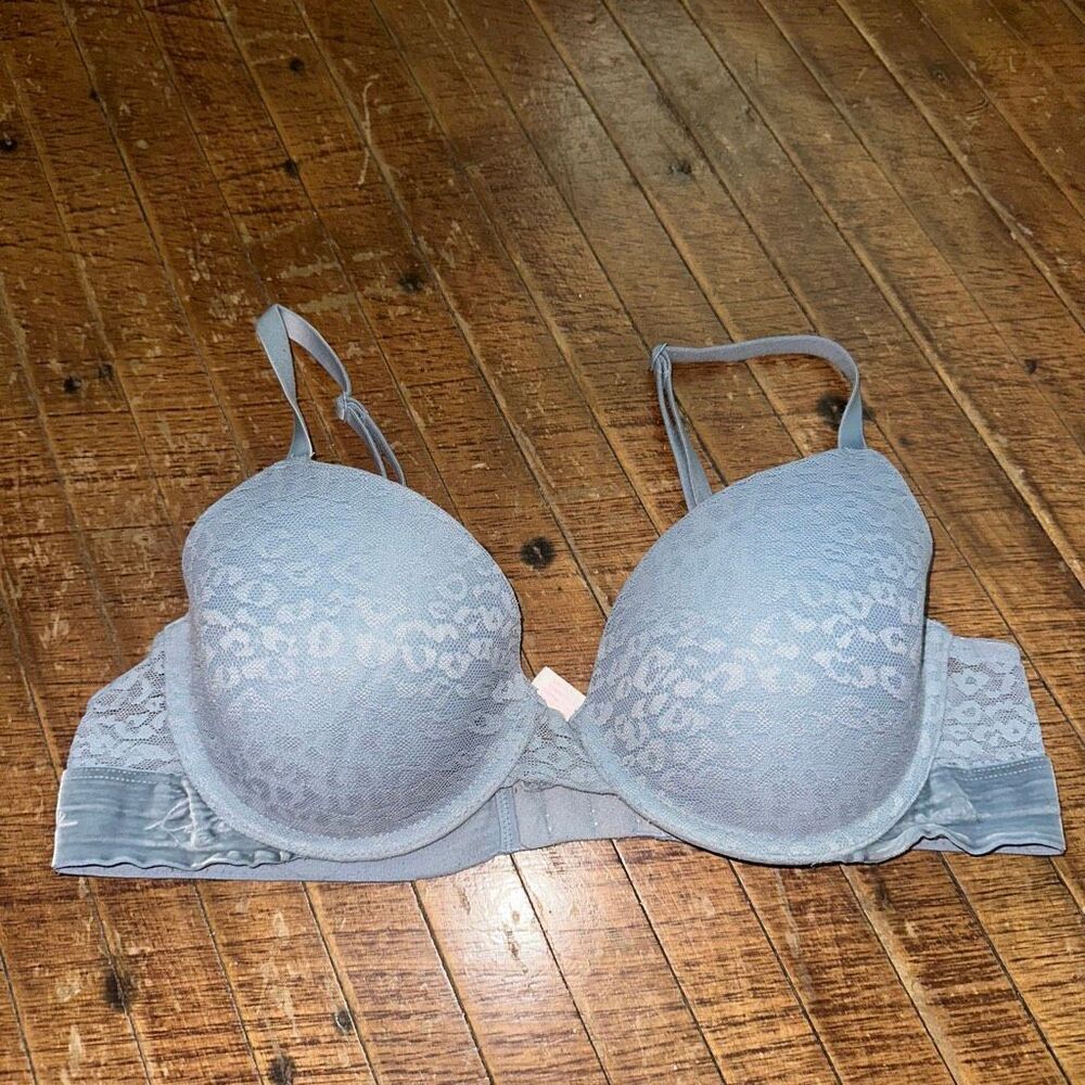Victorias Secret Wear Everywhere t-shirt cheetah light blue 36C bra
